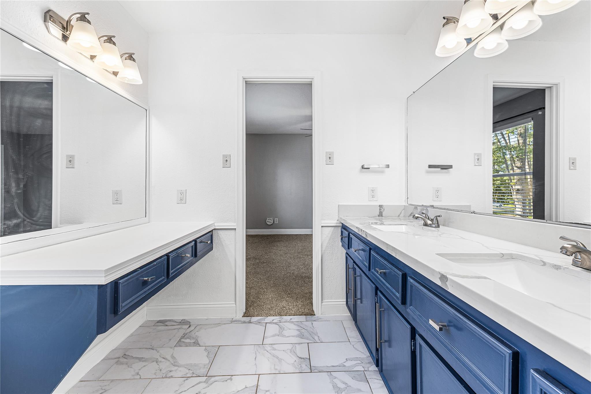 13211 Oak Plaza Drive