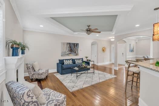 798 Horizon Drive