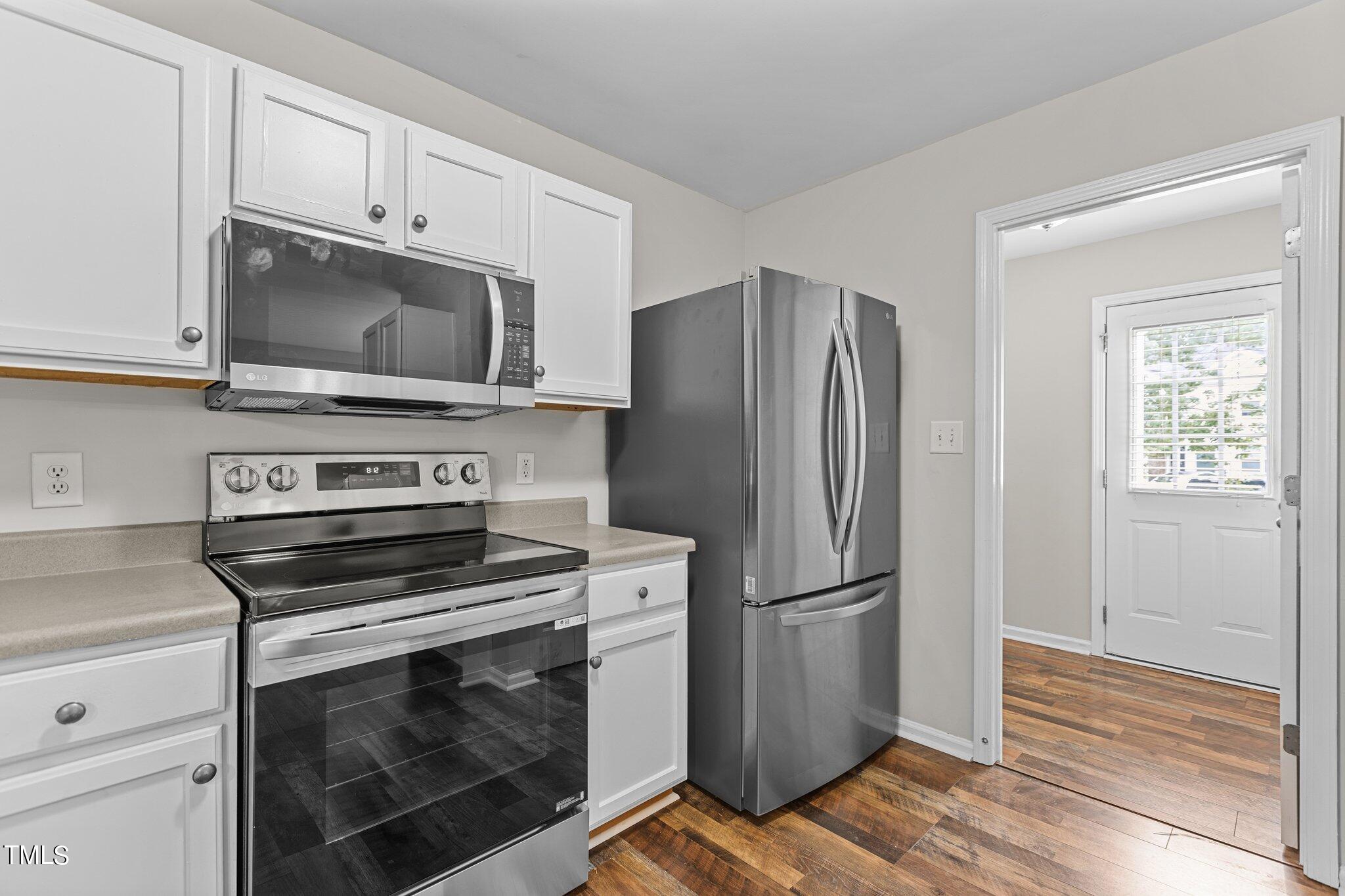 8841 Thornton Garden Lane