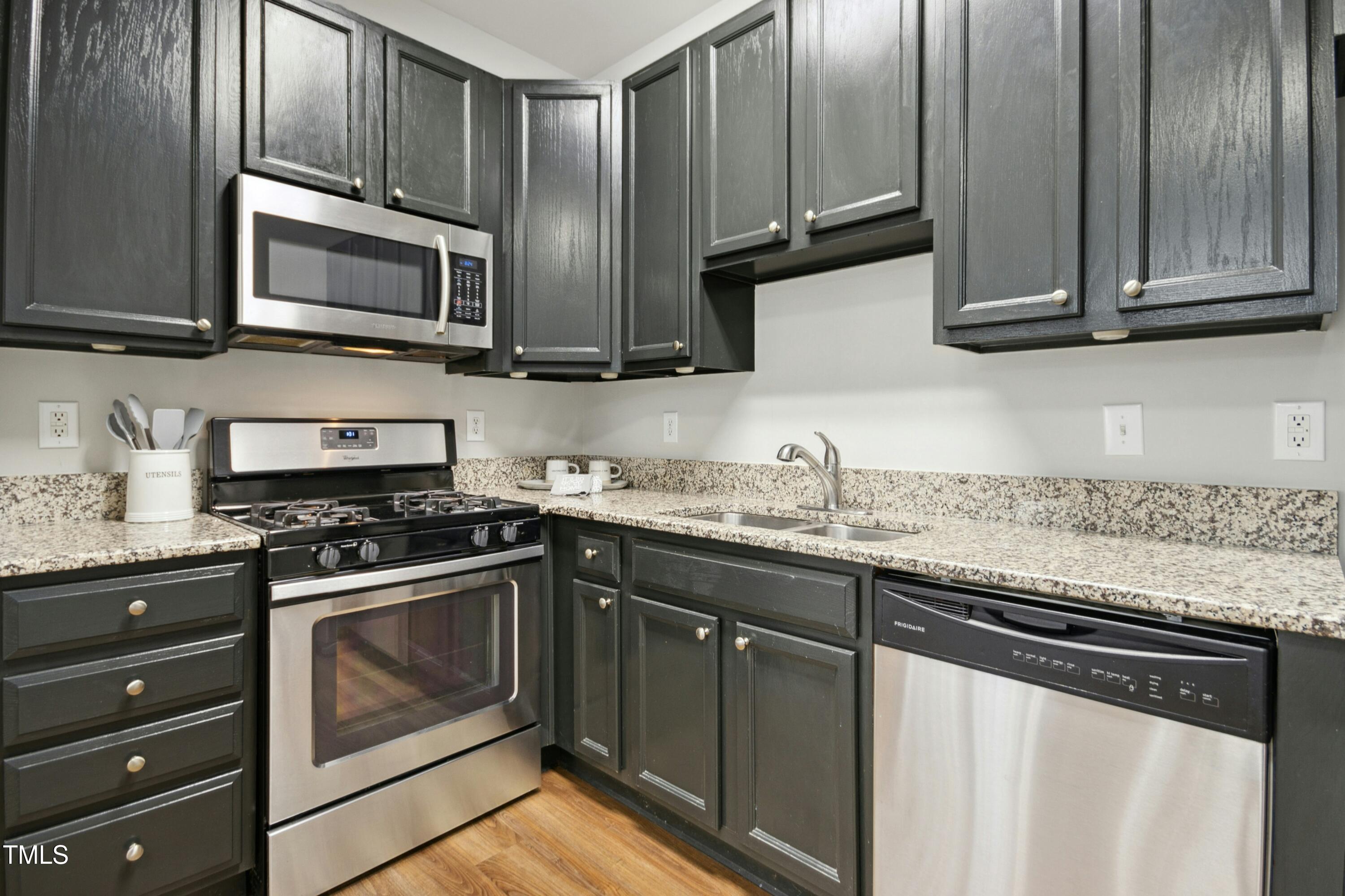 2225 Raven Road # 107