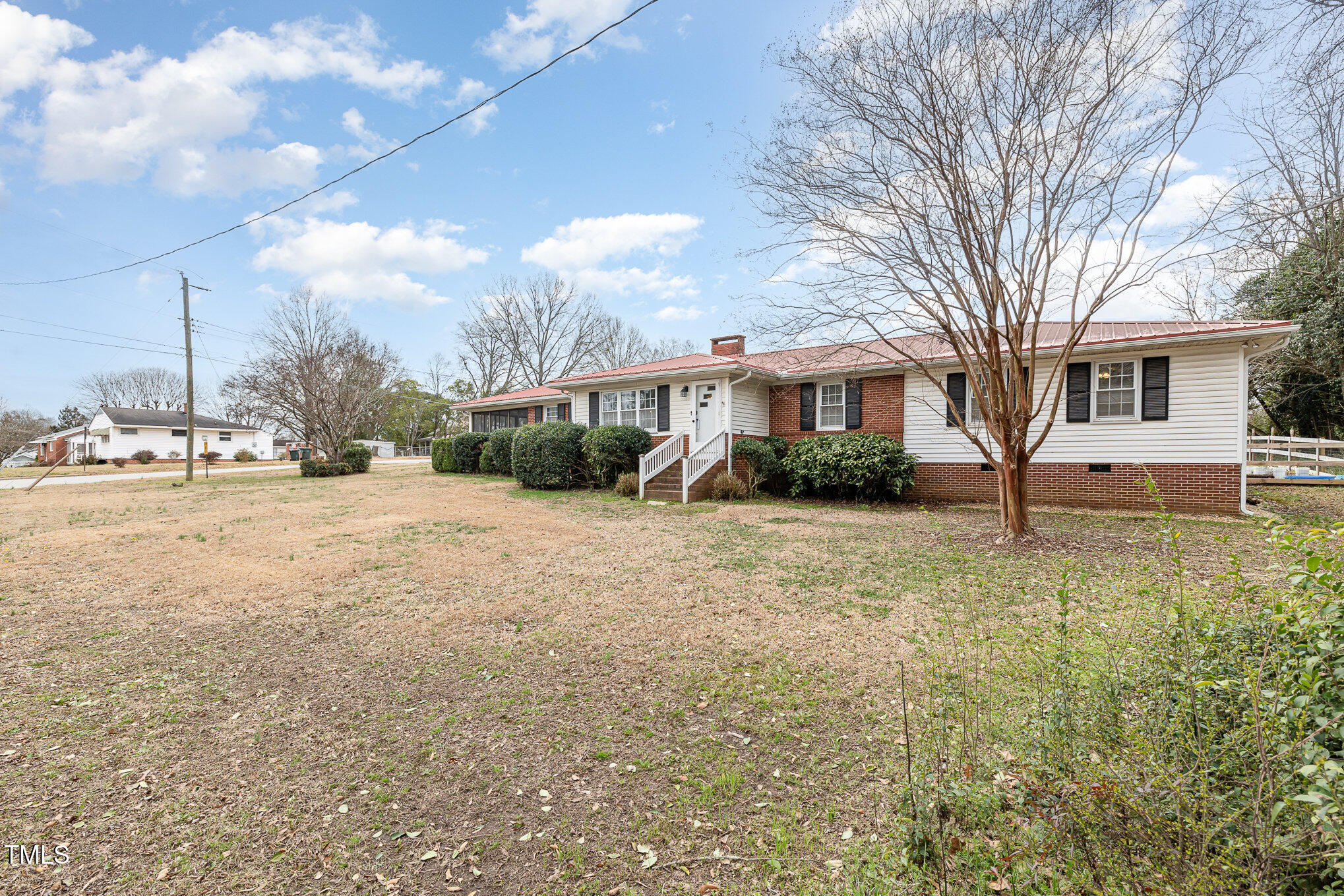 410 E Mcneill Street