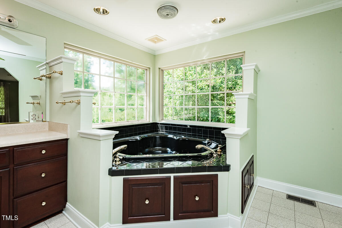 5313 Bass Mountain Road