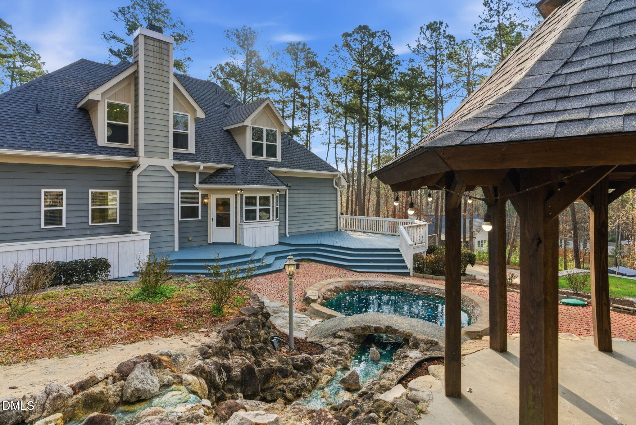 798 Horizon Drive