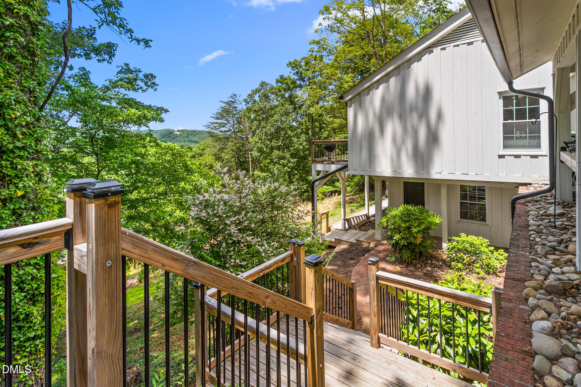 1259 Oakmont Drive