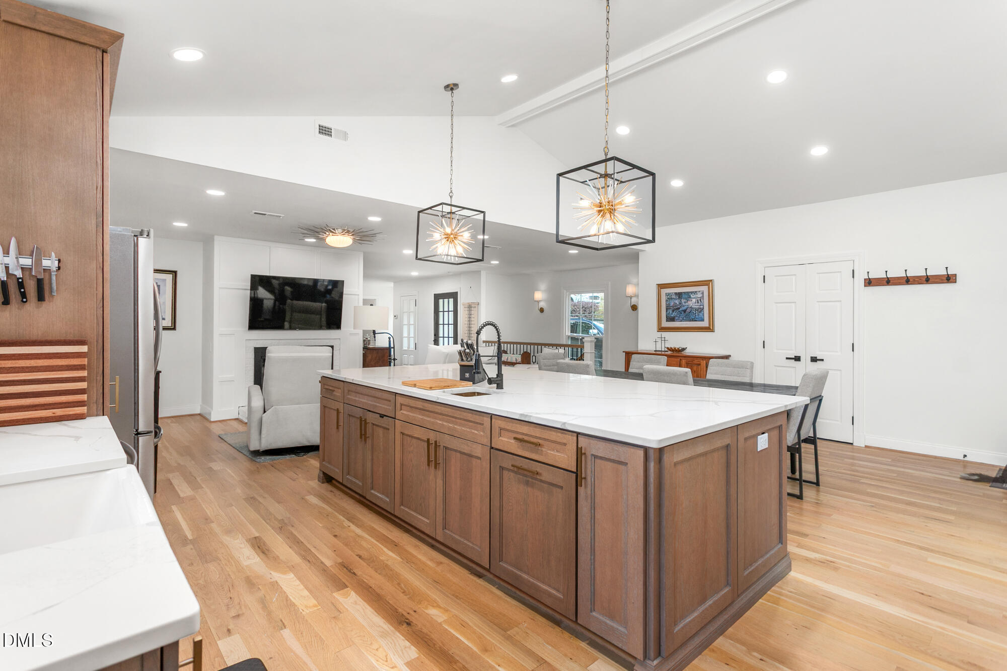 1259 Oakmont Drive