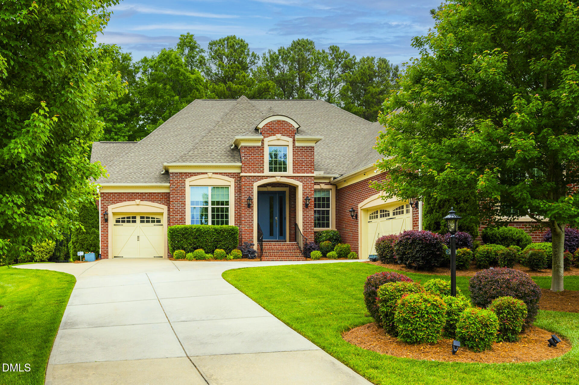 2812 Swift Willow Circle
