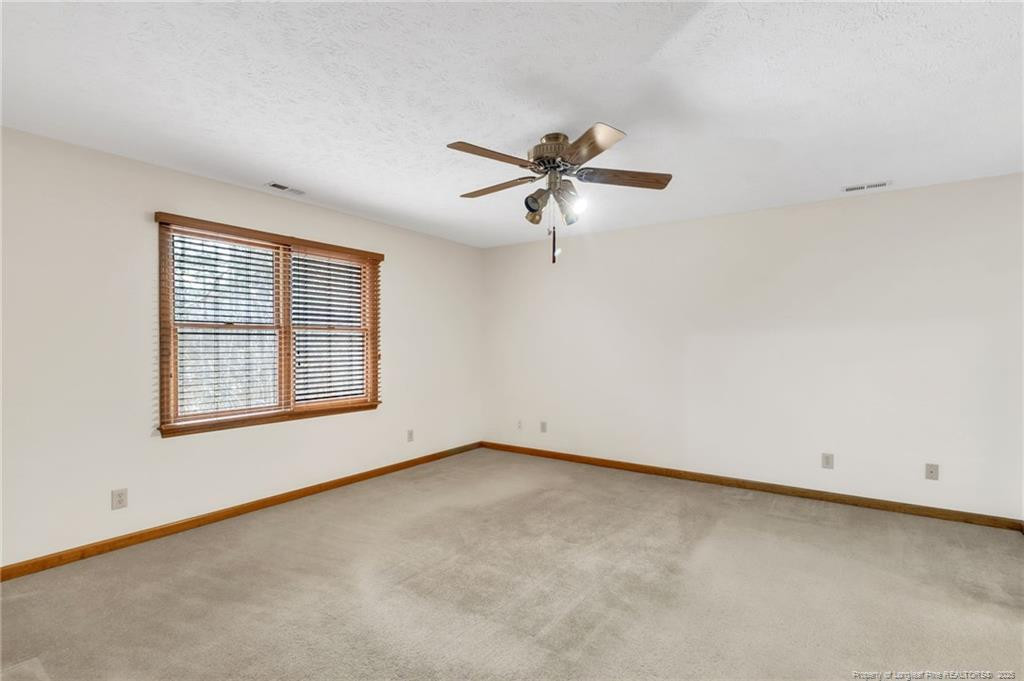 28 Ravens Wood Circle