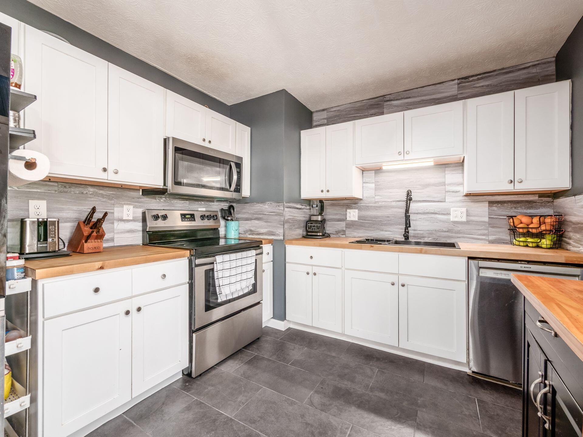 3897 Fergus Road