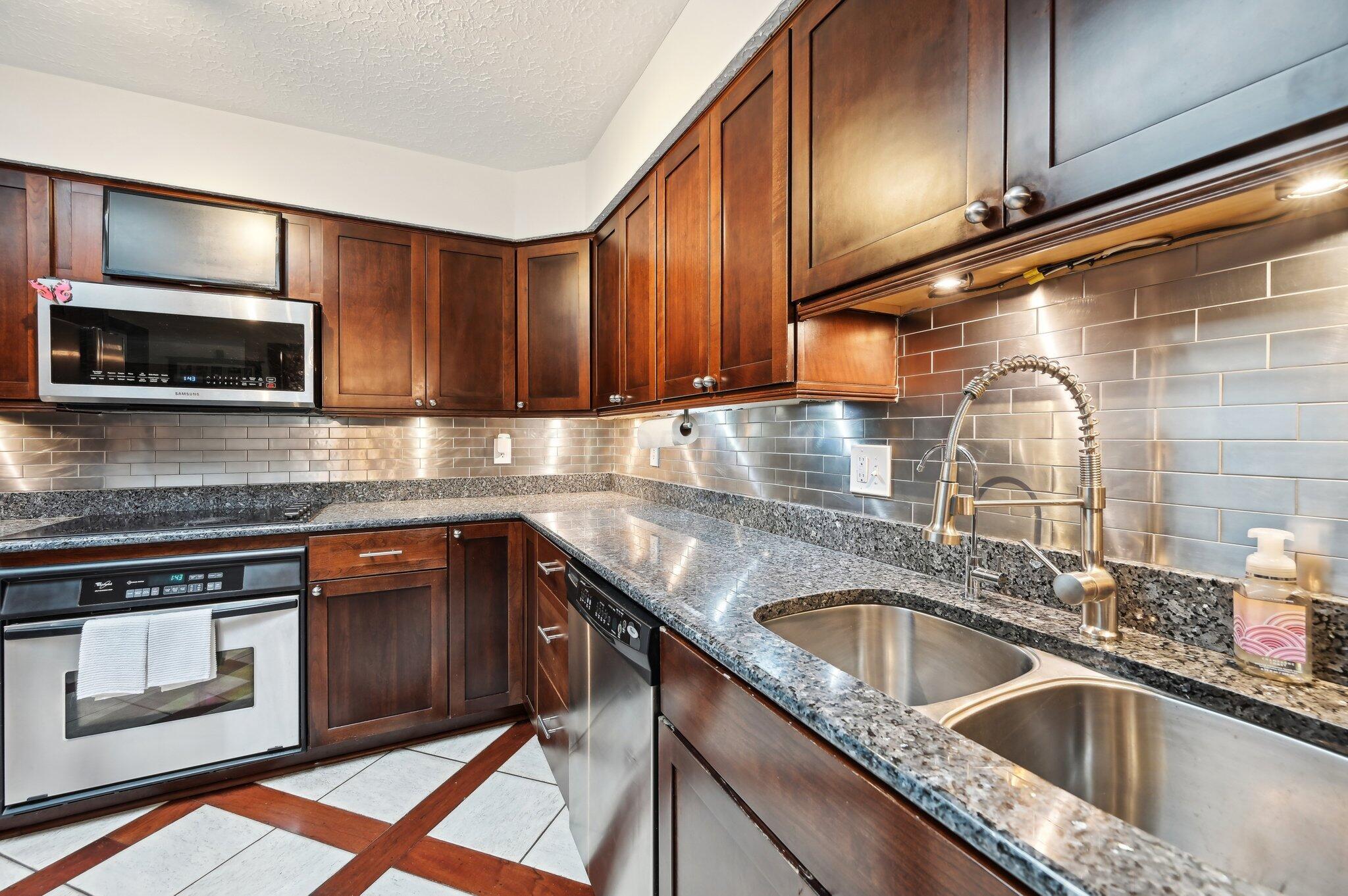 759 London Groveport Road