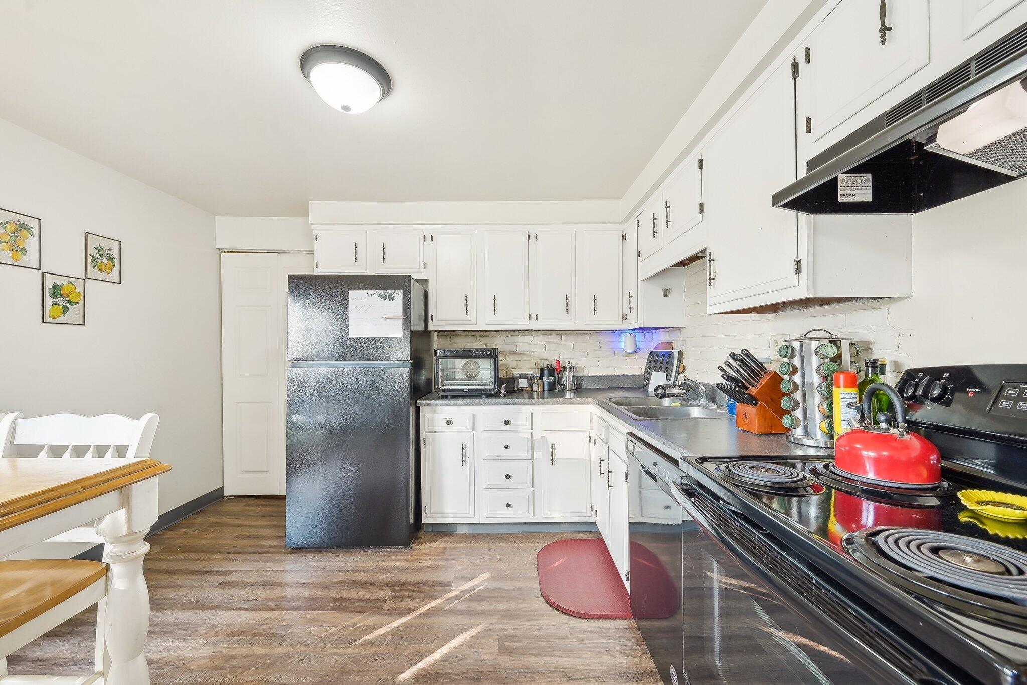 4281 Ethel Road