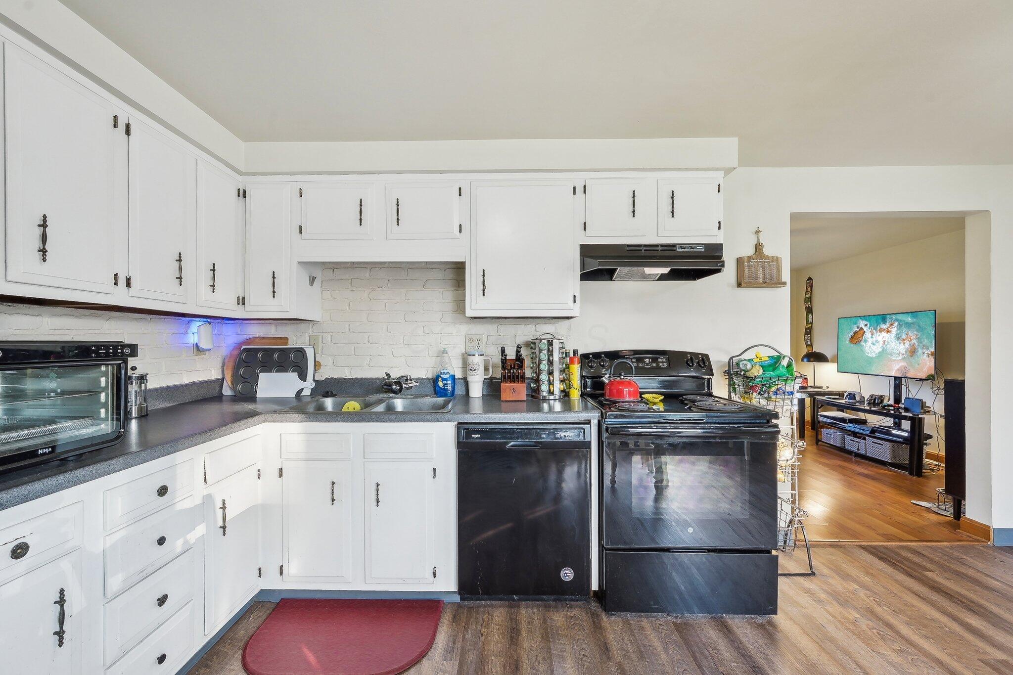 4281 Ethel Road