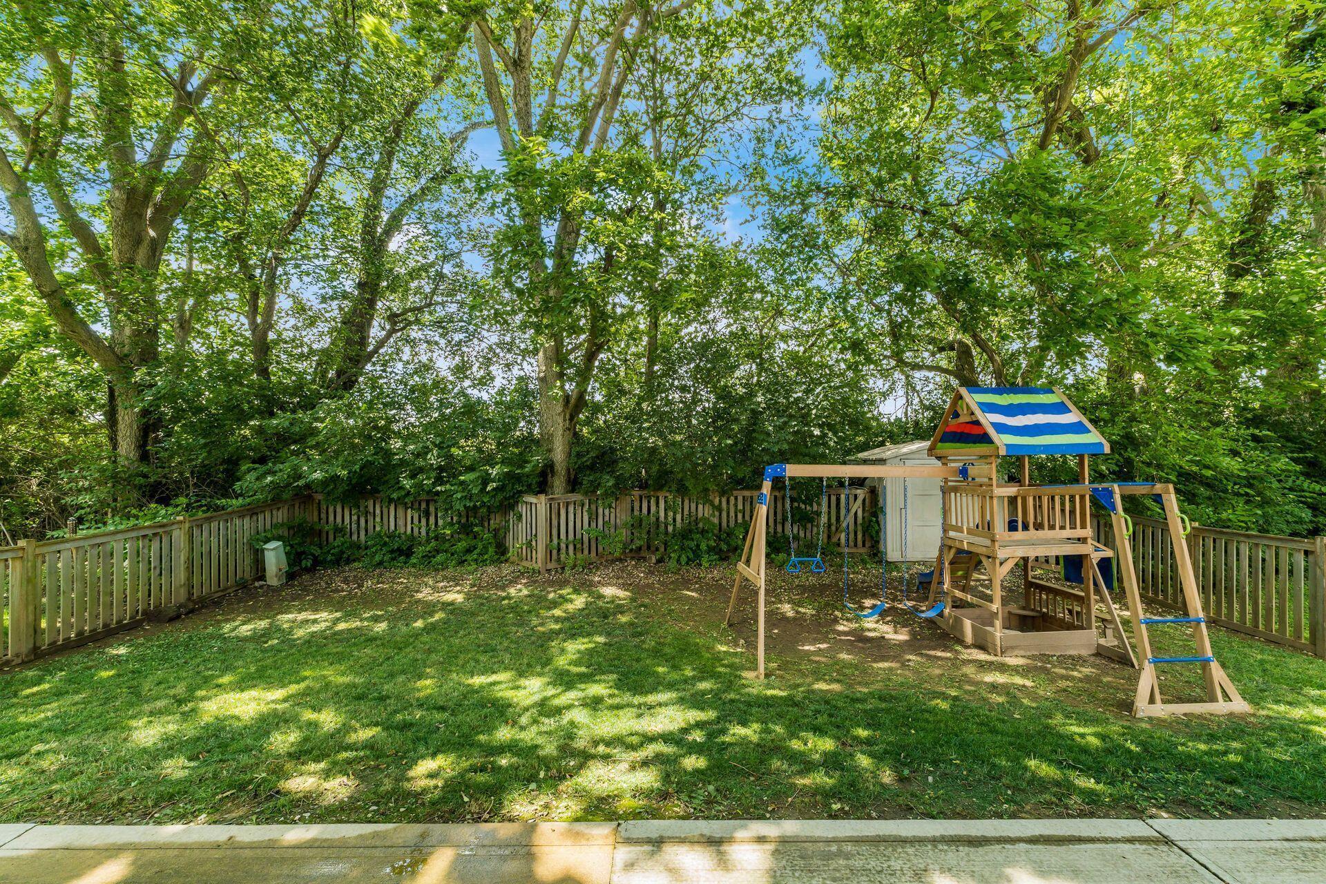 4867 Fosterson Drive