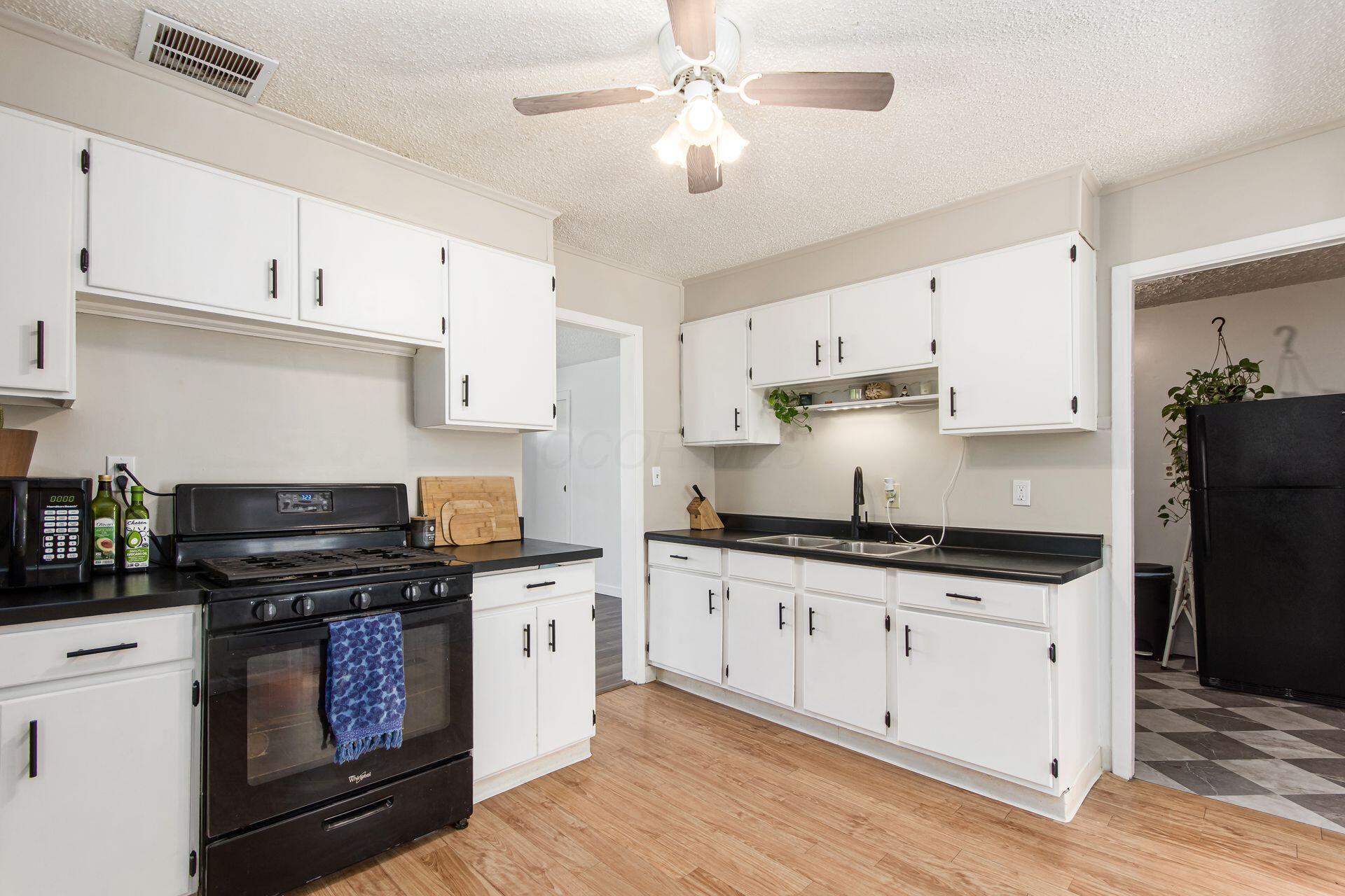 2929 El Paso Drive