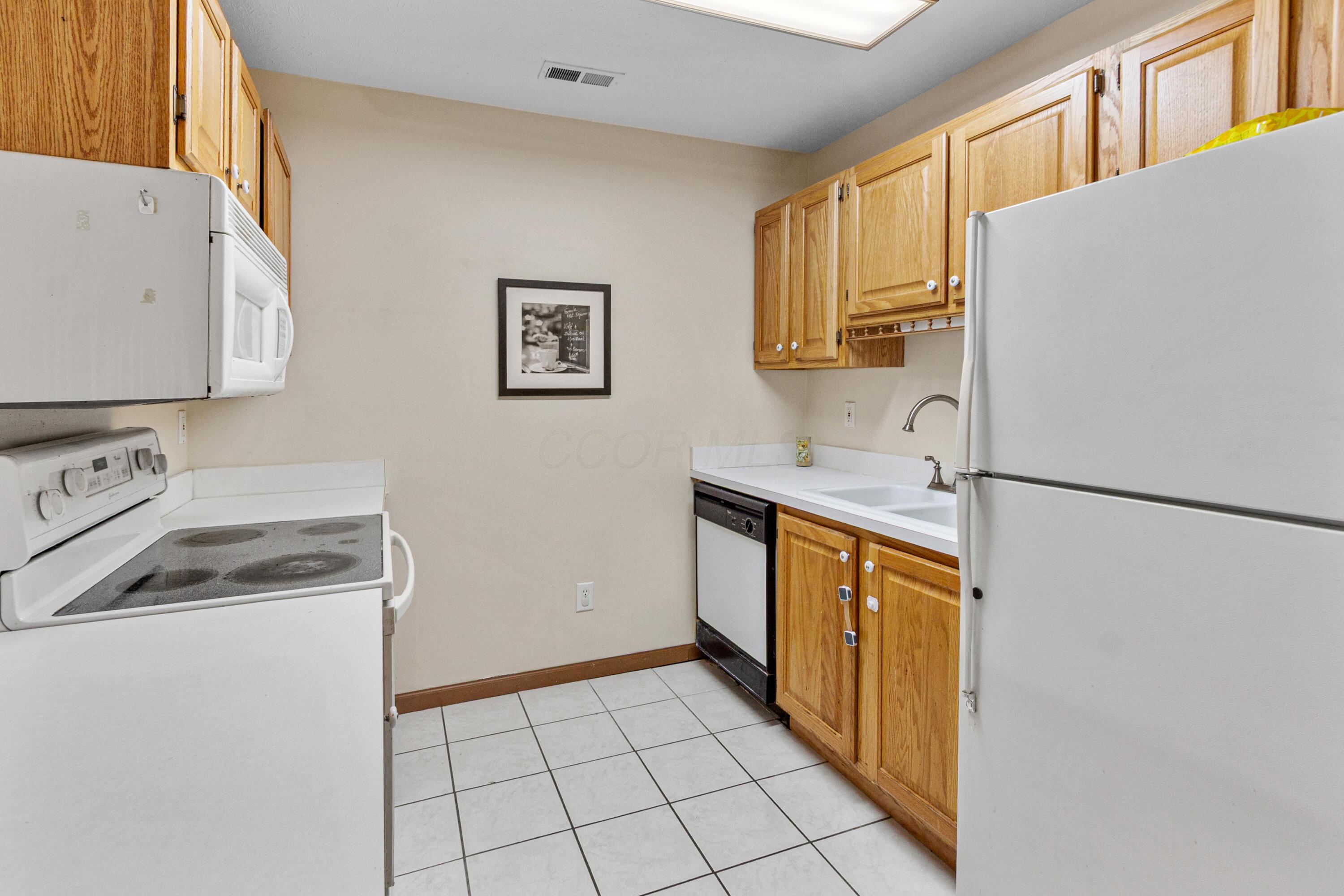 185 Groveport Pike, 14D 14D