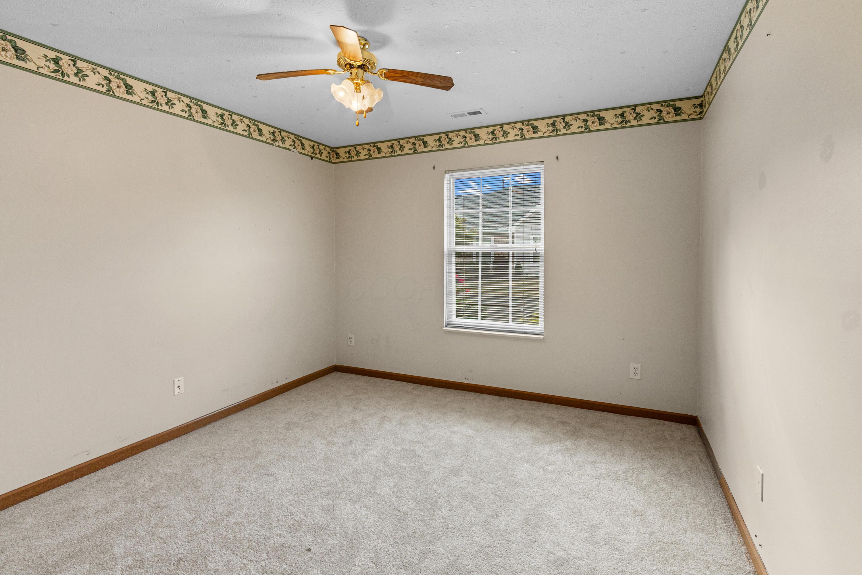 185 Groveport Pike, 14D 14D