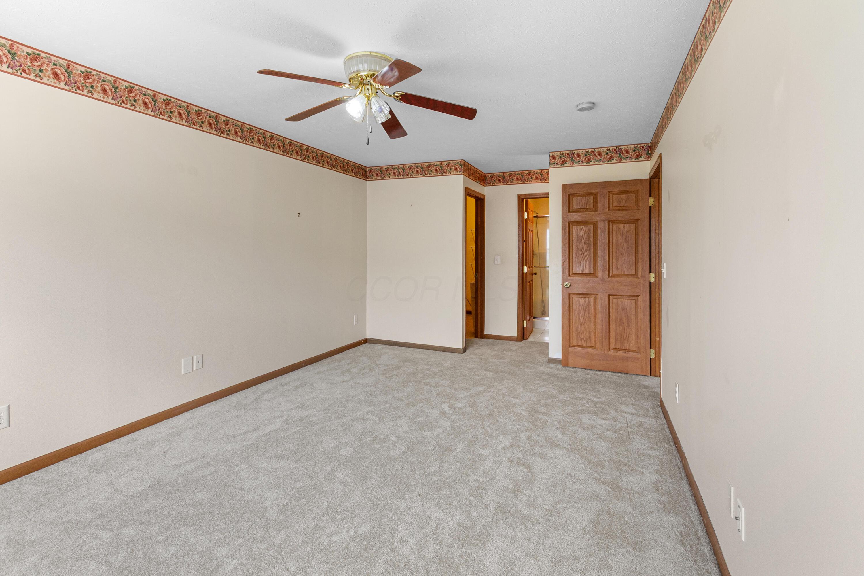 185 Groveport Pike, 14D 14D