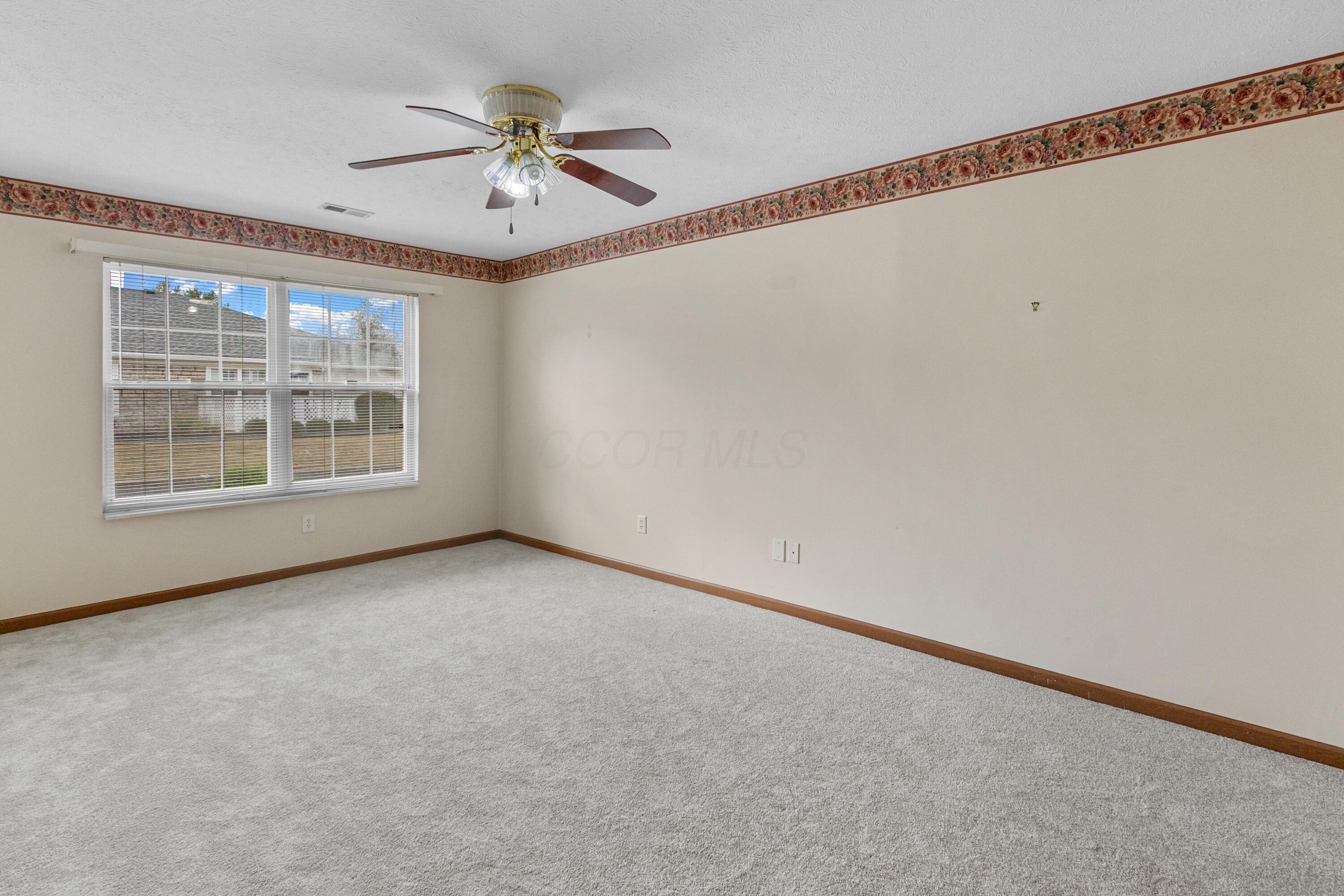 185 Groveport Pike, 14D 14D