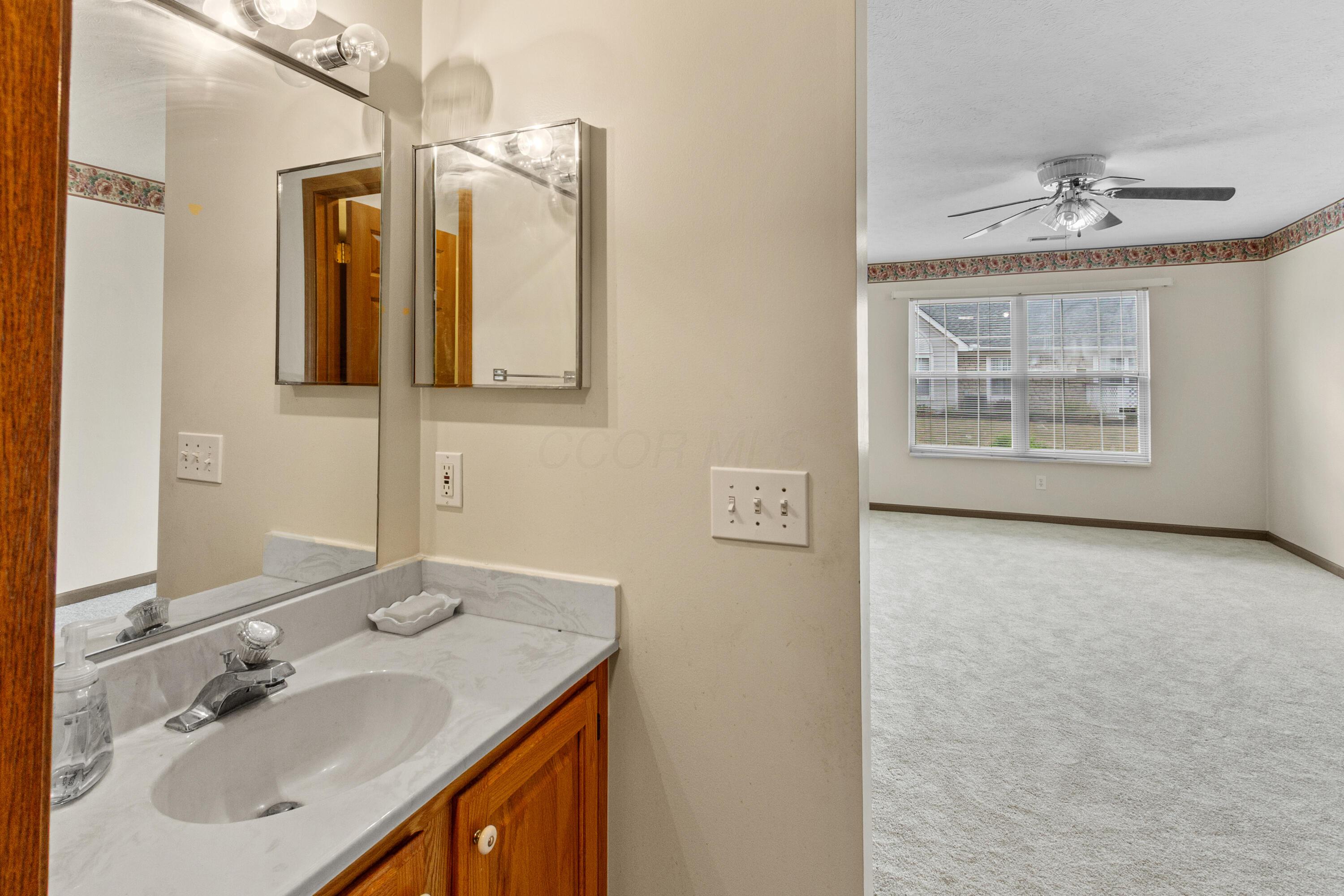 185 Groveport Pike, 14D 14D