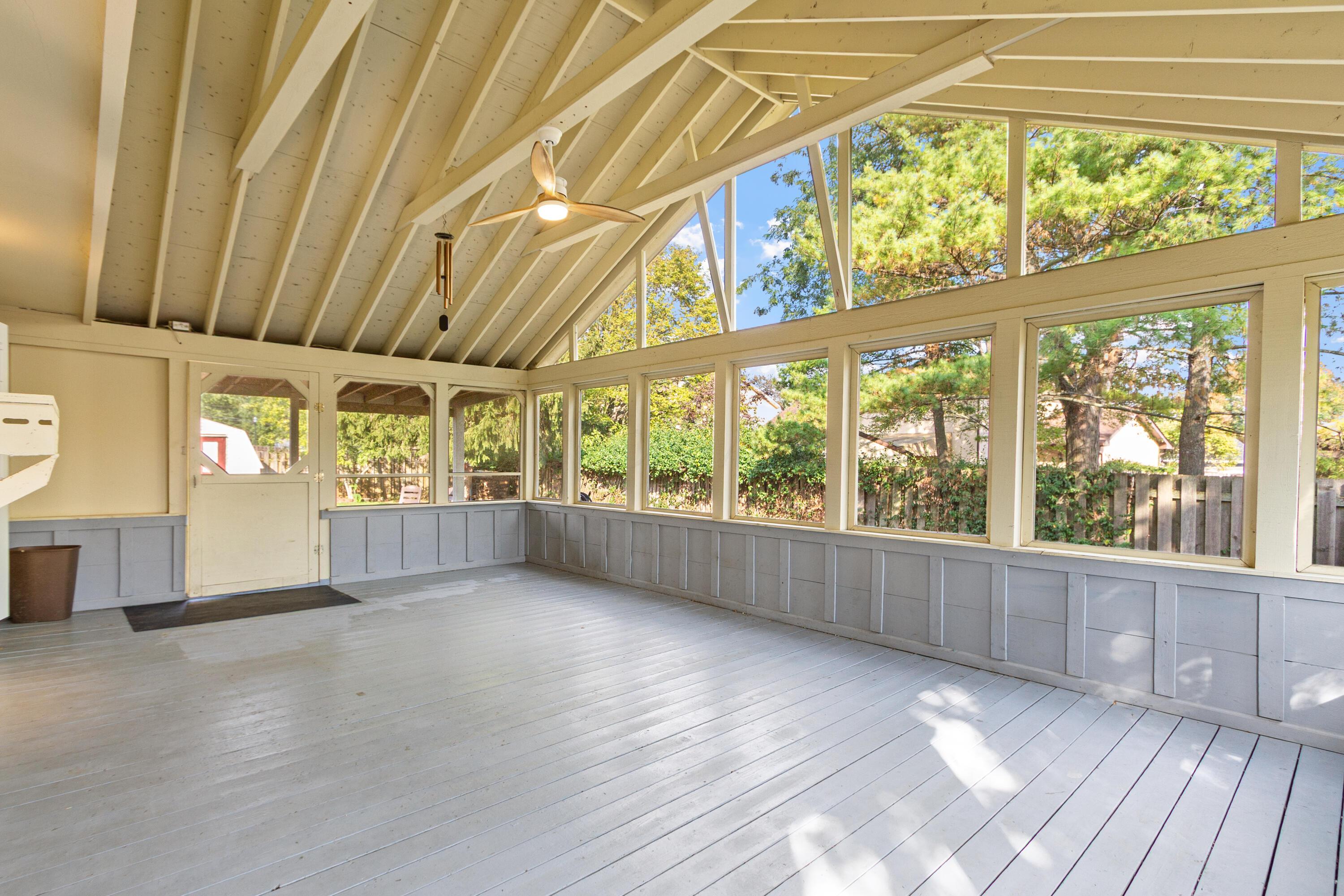 3156 Hoover Road