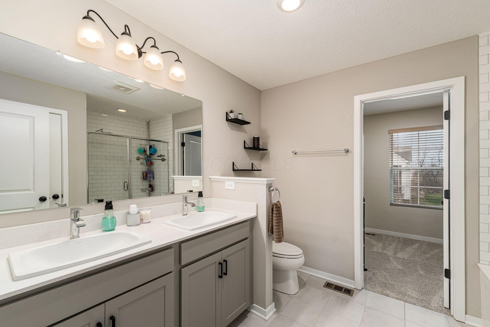 33 Erin Hills Road