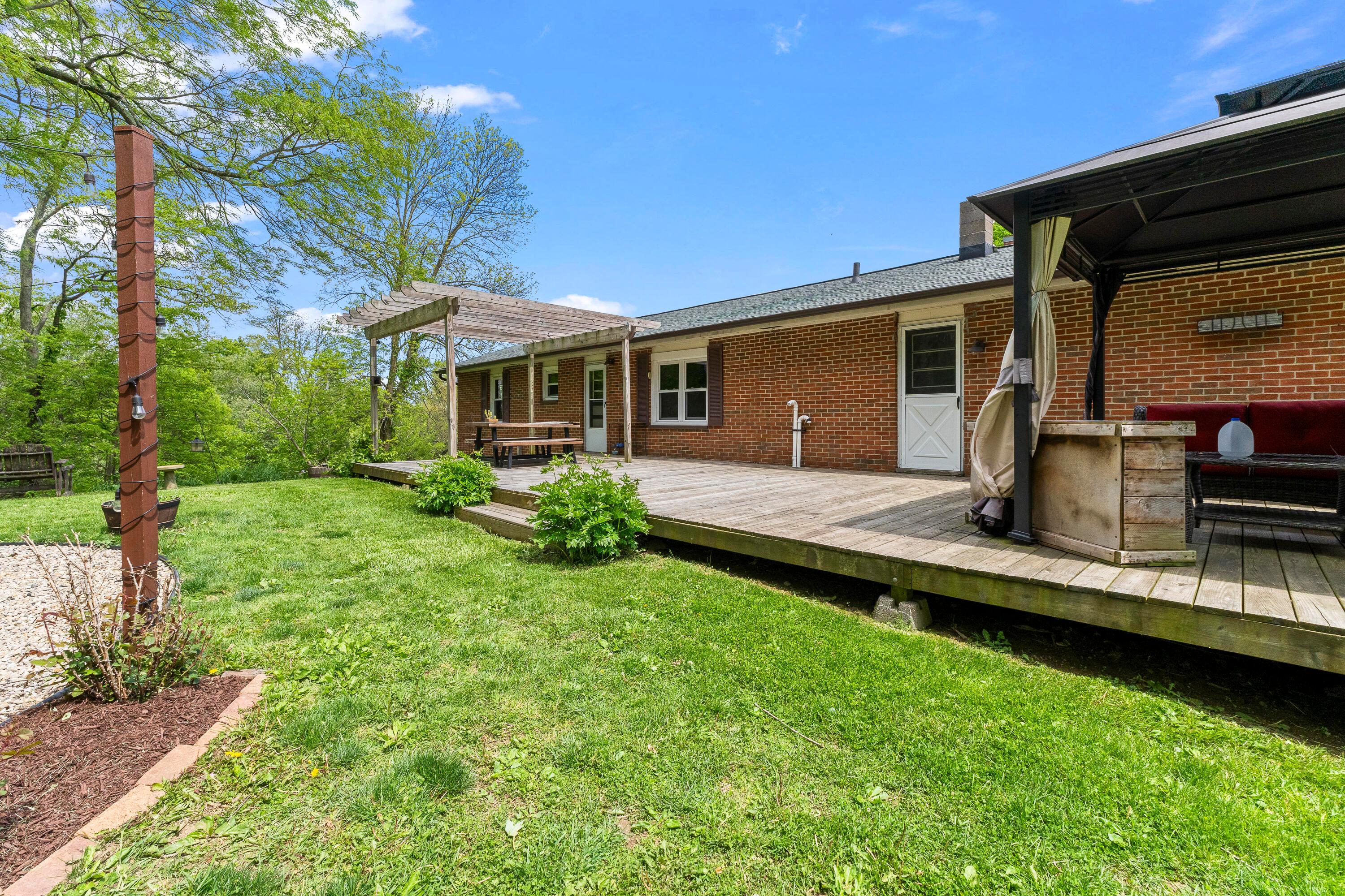 1448 Old Xenia Road SE