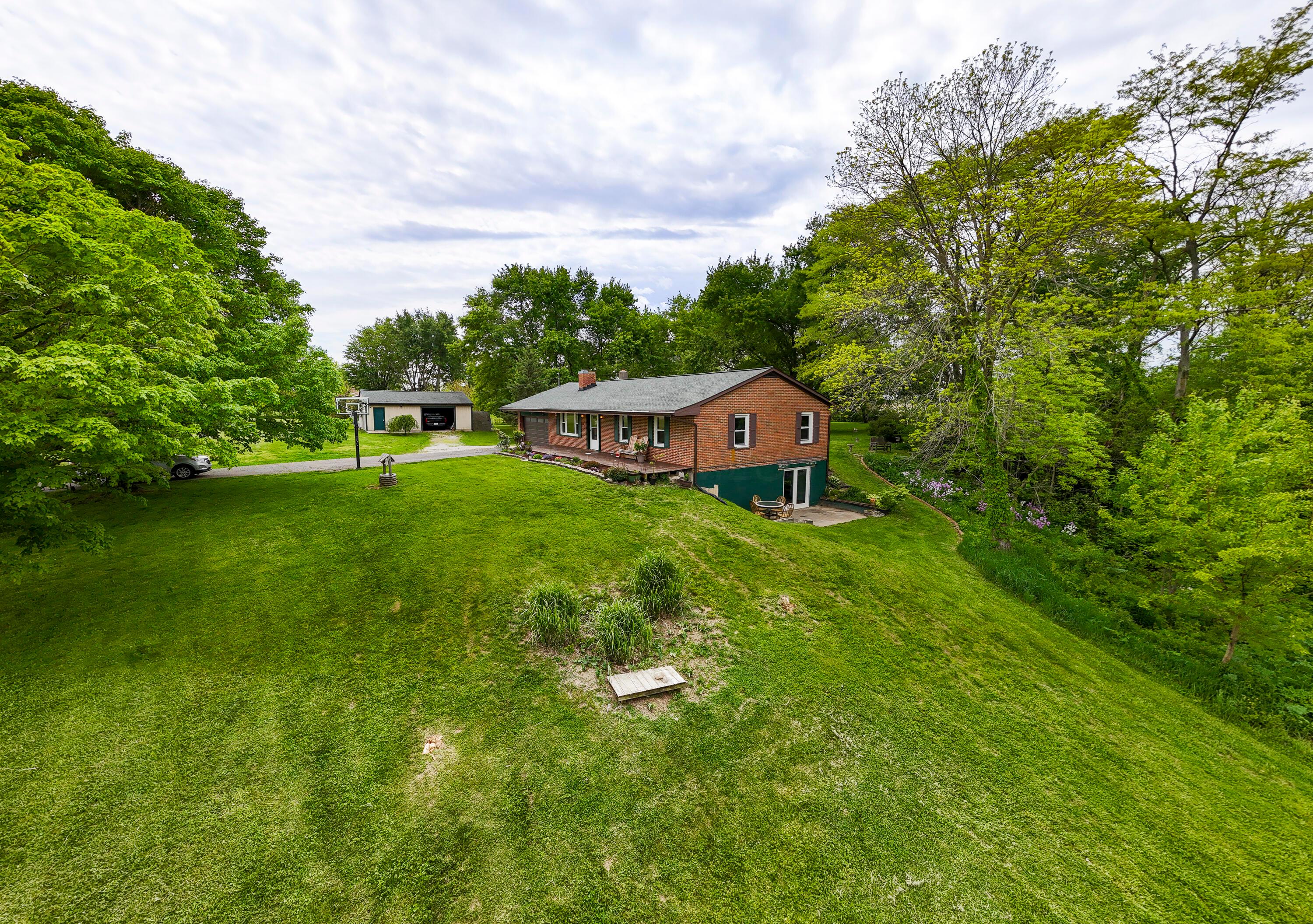1448 Old Xenia Road SE