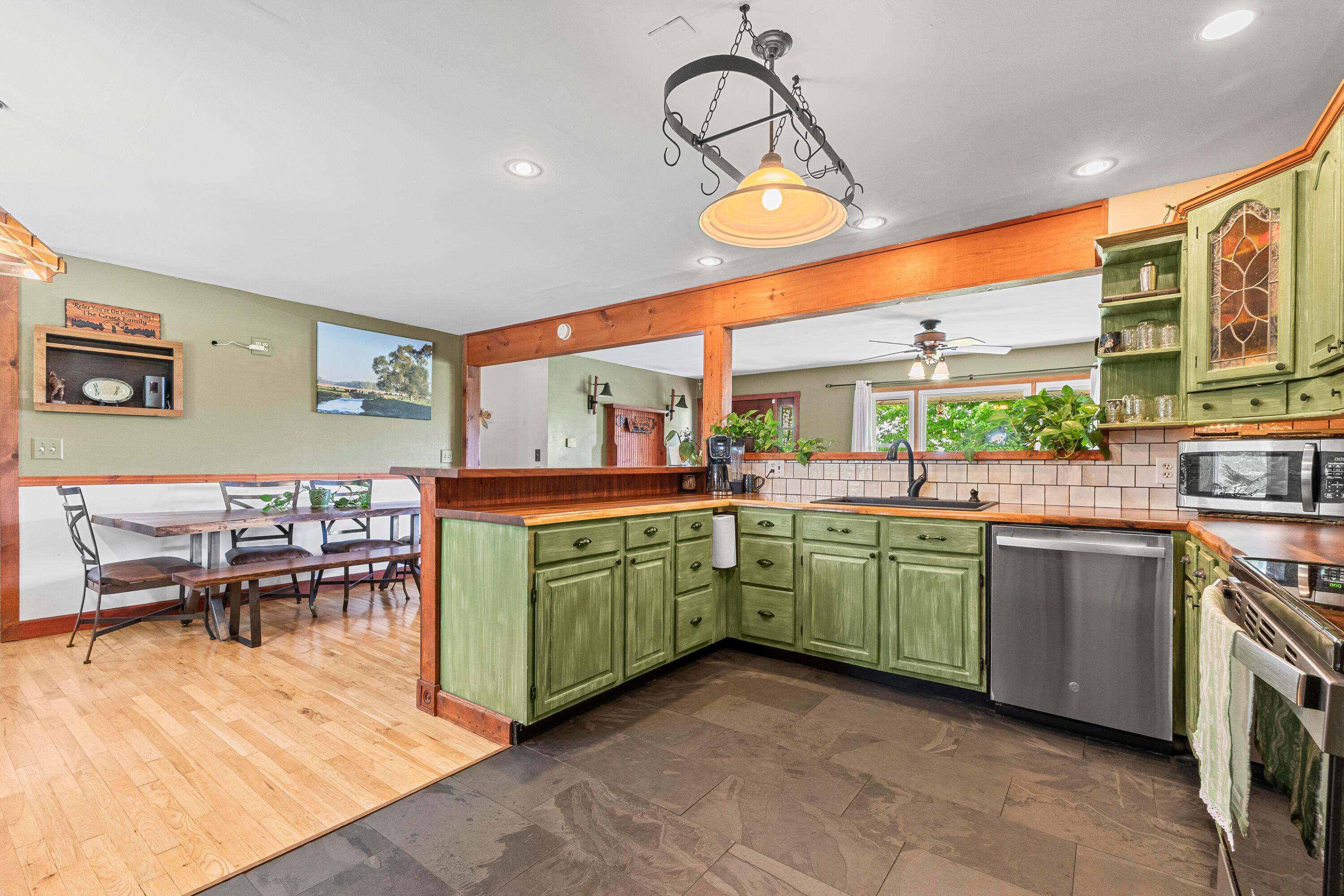 1448 Old Xenia Road SE