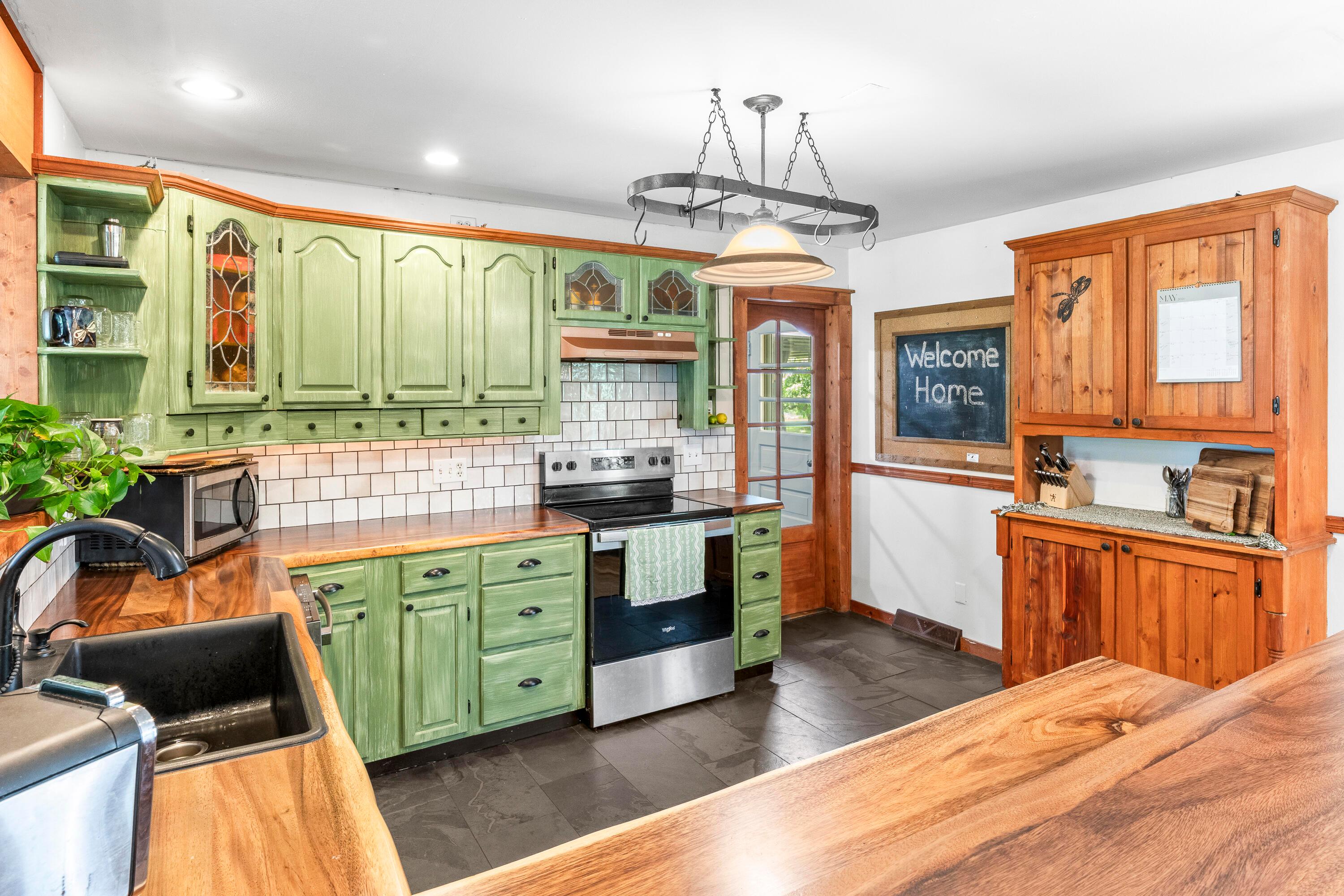 1448 Old Xenia Road SE