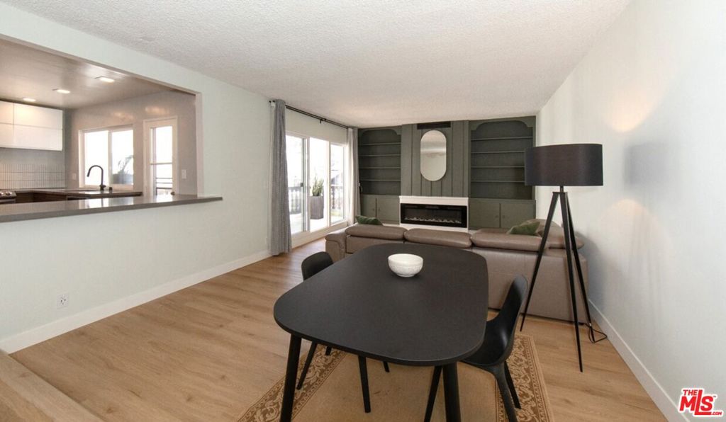 6124 Buckingham 307