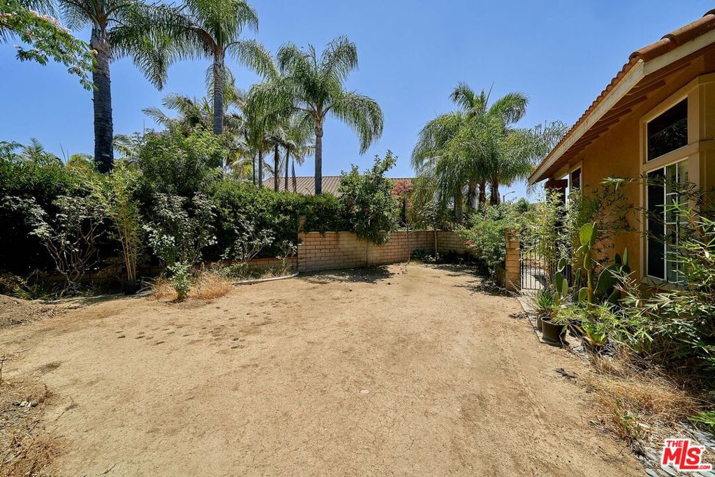 13550 Martinique Drive