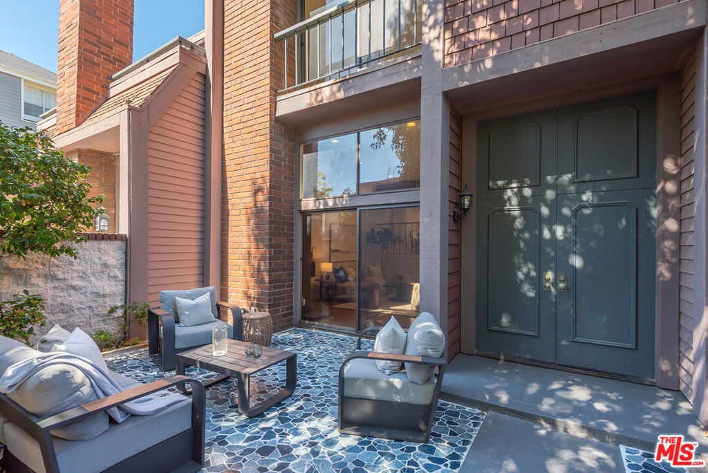 13044 Mindanao Way 2