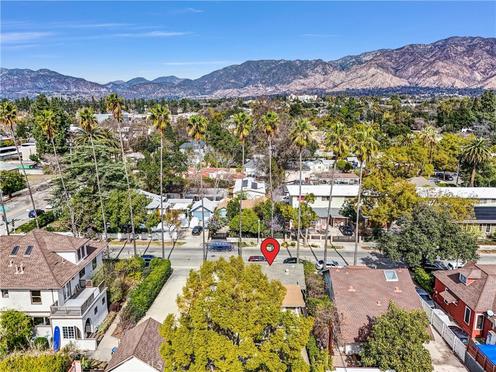 102 E Mountain Street