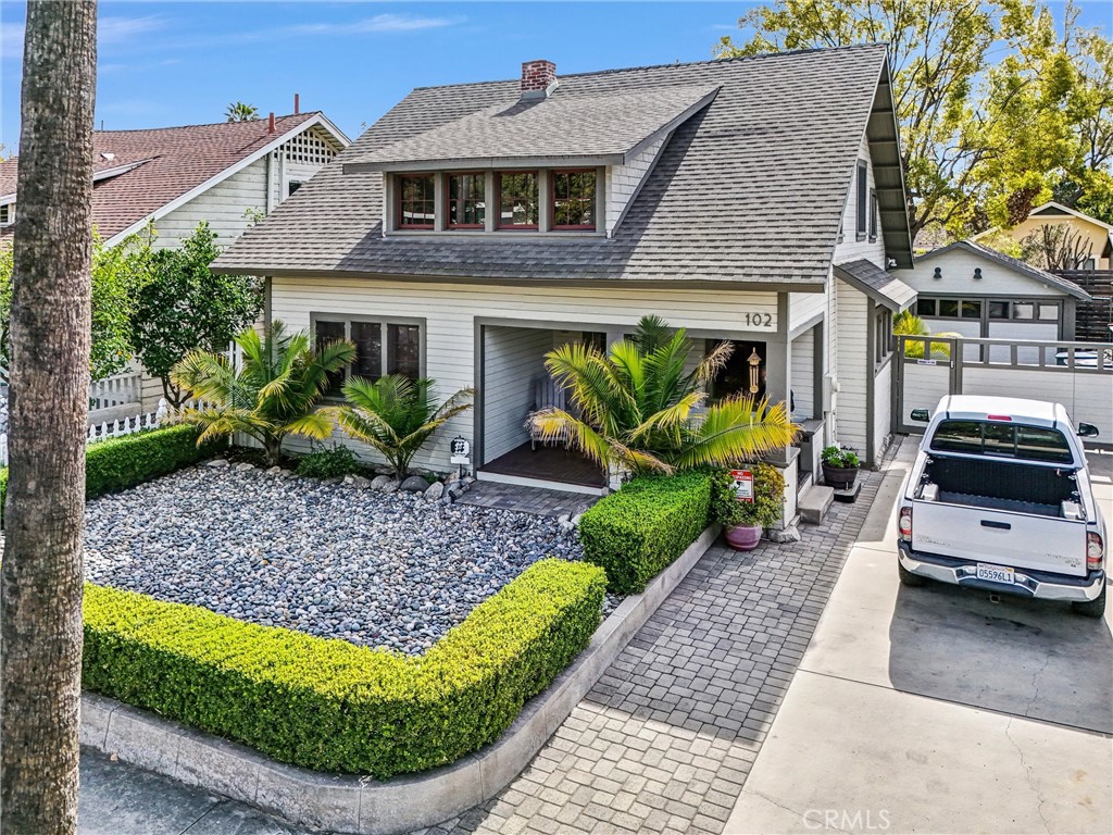 102 E Mountain Street