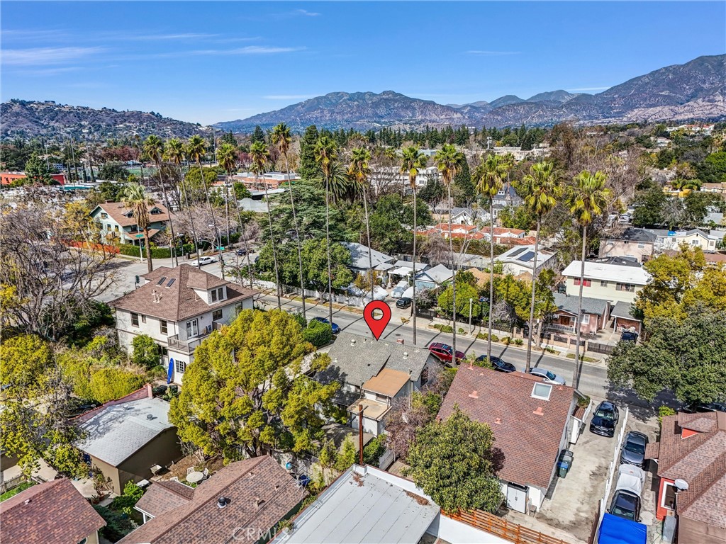 102 E Mountain Street