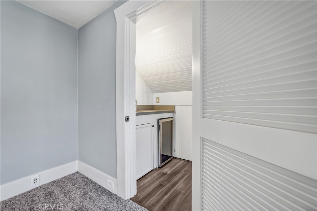 102 E Mountain Street