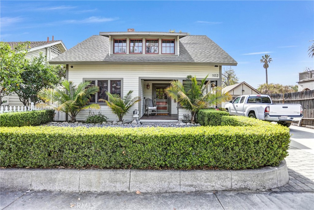 102 E Mountain Street