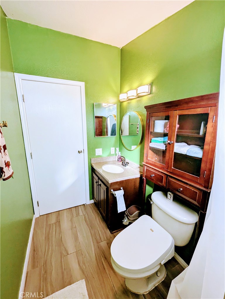 5815 E La Palma NW 187