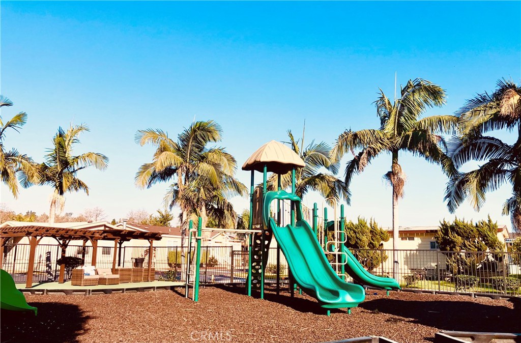 5815 E La Palma NW 187