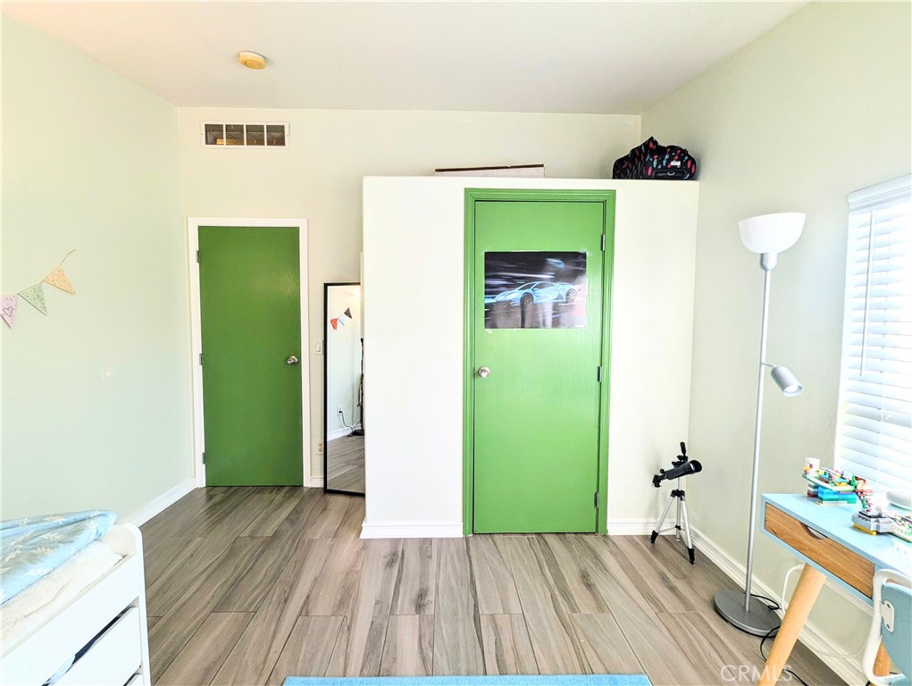 5815 E La Palma NW 187