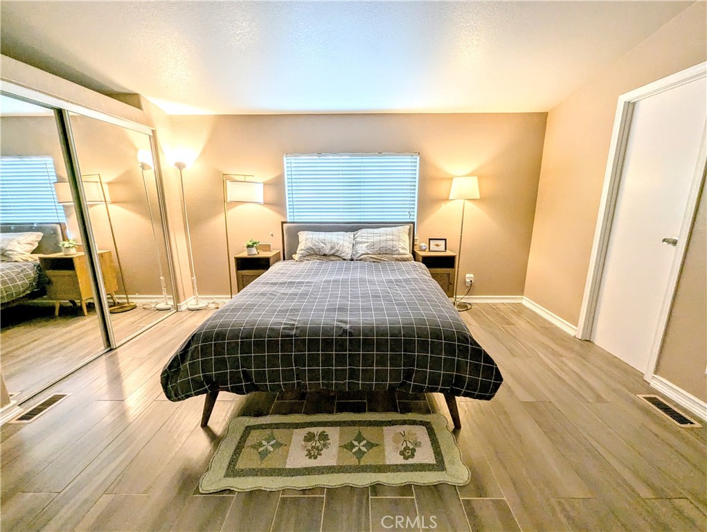 5815 E La Palma NW 187