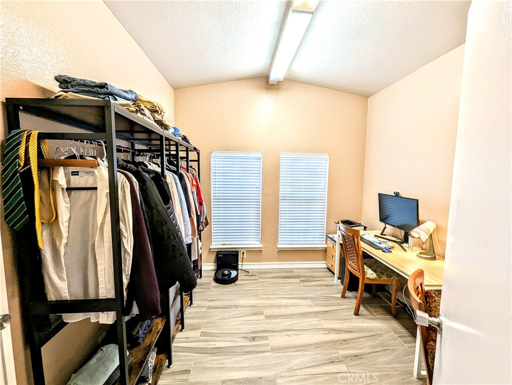 5815 E La Palma NW 187