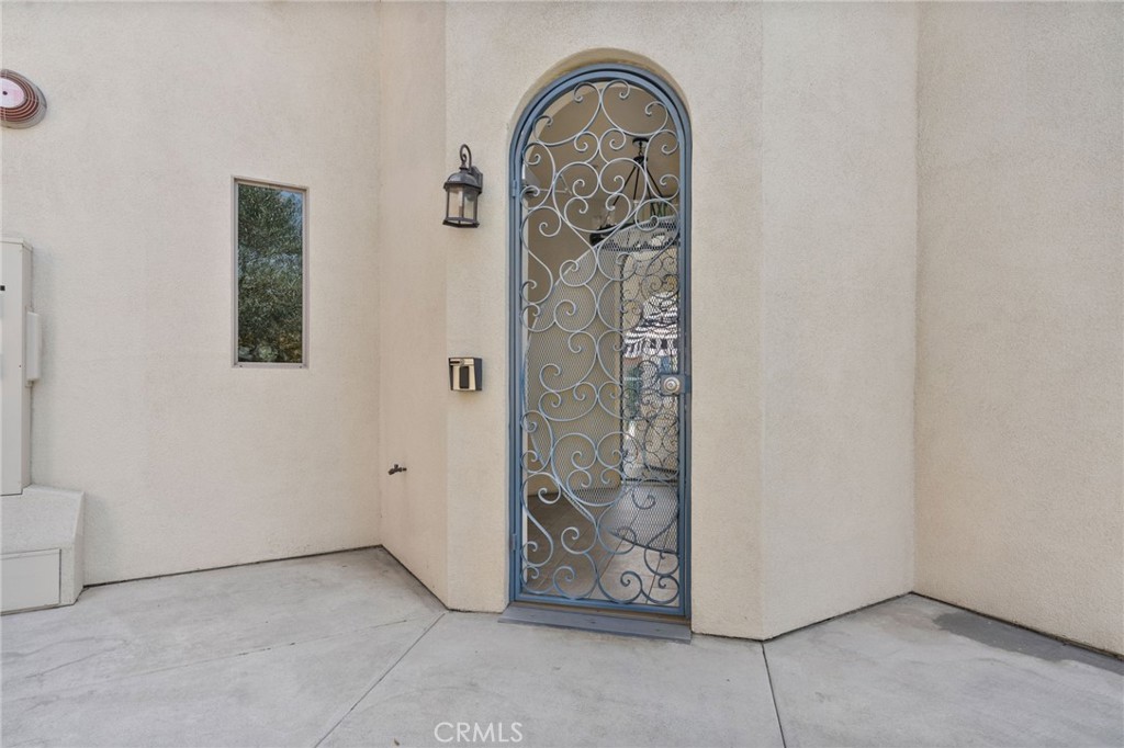 9861 Alburtis Avenue 25