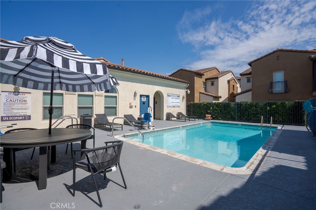 9861 Alburtis Avenue 25