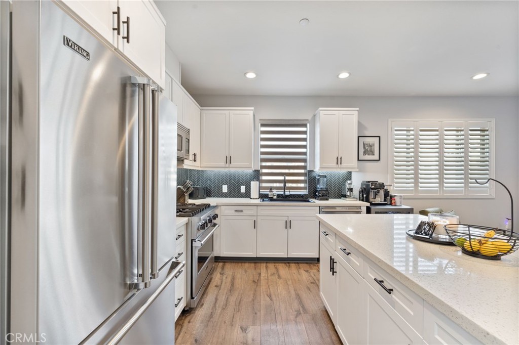 9861 Alburtis Avenue 25