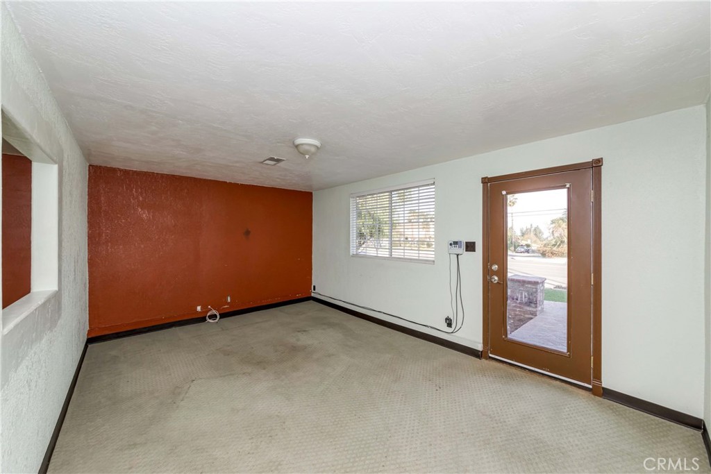 1349 W Cypress Avenue