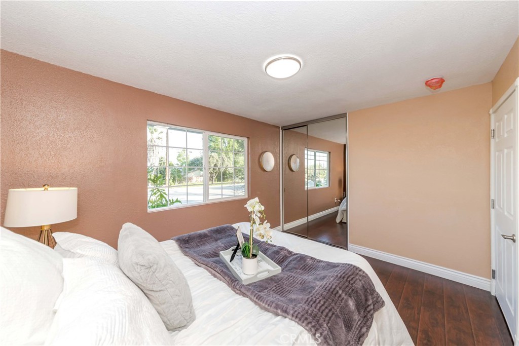 1349 W Cypress Avenue