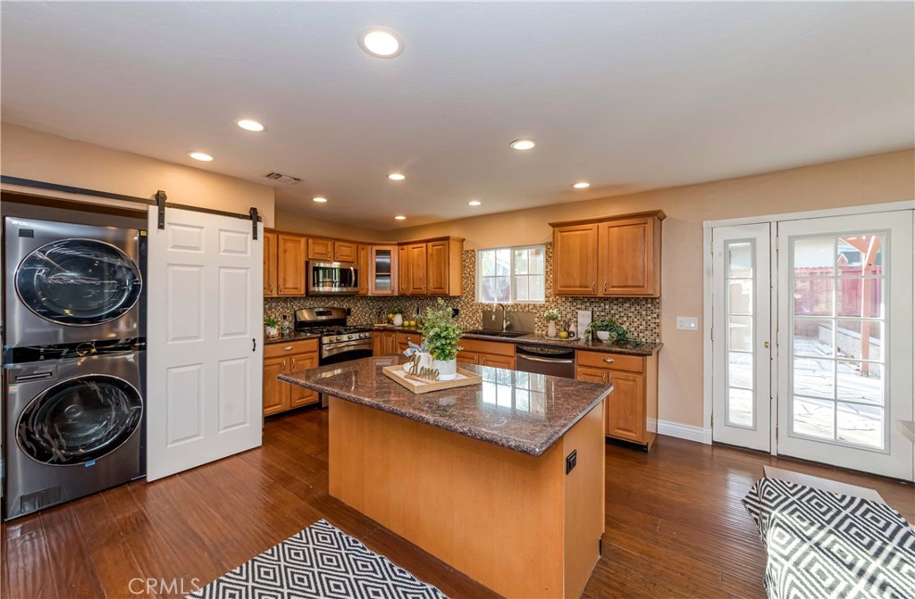 1349 W Cypress Avenue