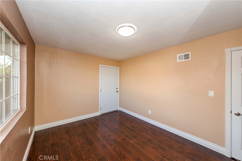 1349 W Cypress Avenue