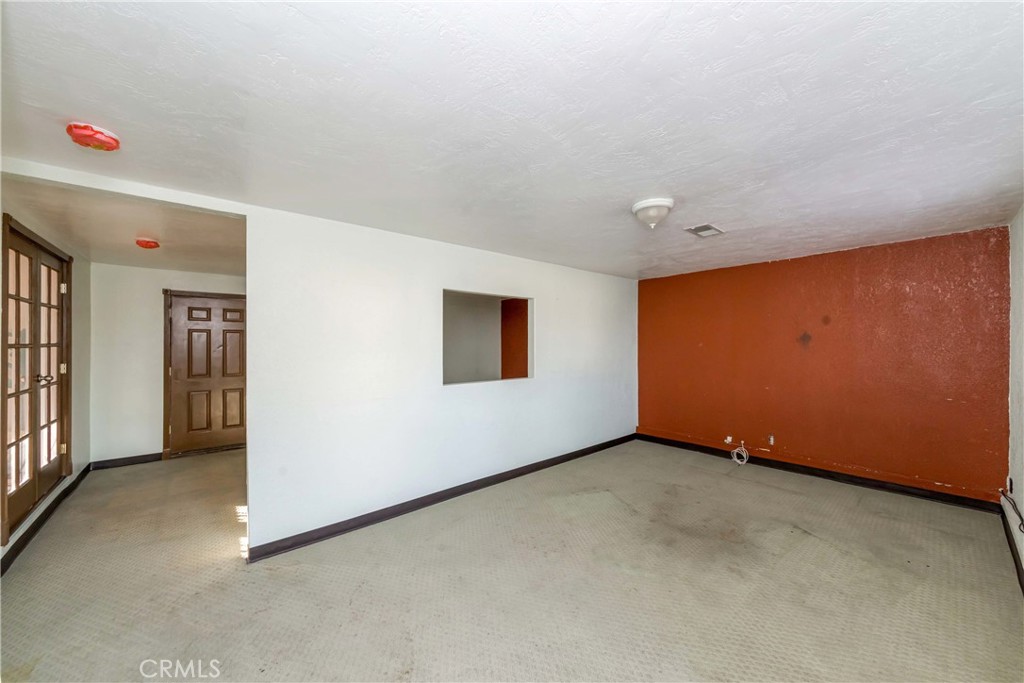 1349 W Cypress Avenue