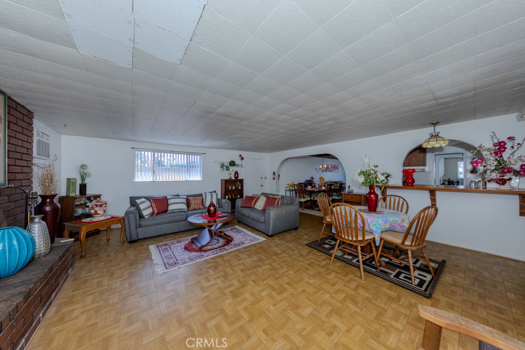 8197 Larch Circle
